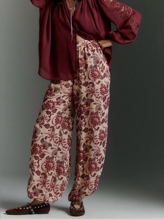 FARM Rio Pants - FARM Rio Floral Balloon Pants retail $168